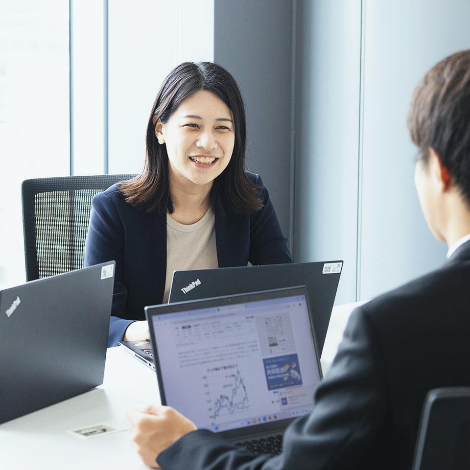 小さな変化にも時間がかかる大手企業の変革サポート。