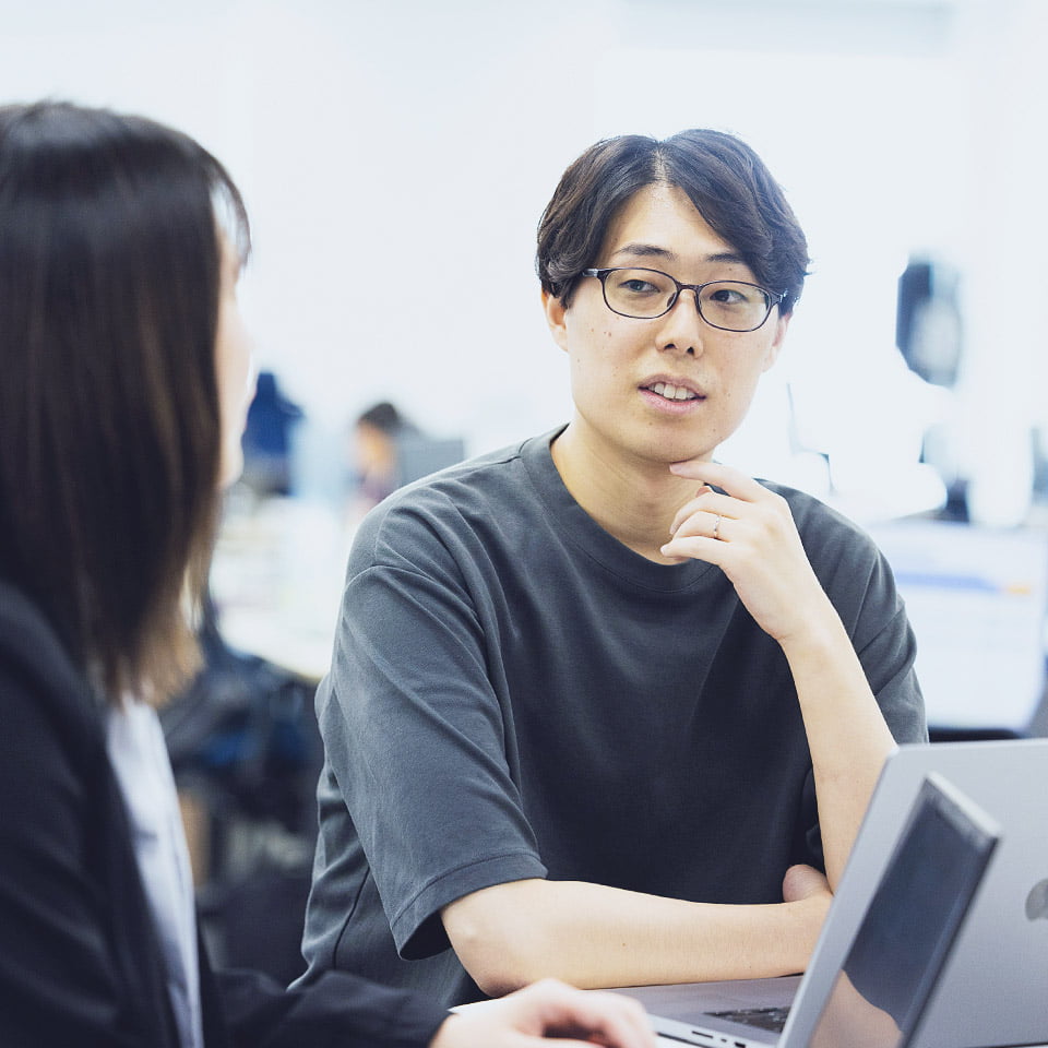 未経験からエンジニアへ。相手に期待をかける風土が力になった